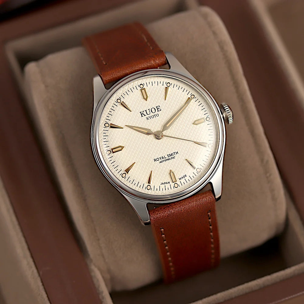 KUOE ROYAL SMITH 90-006 Silver/Stainless Steel - 35 mm - Ivory Dial