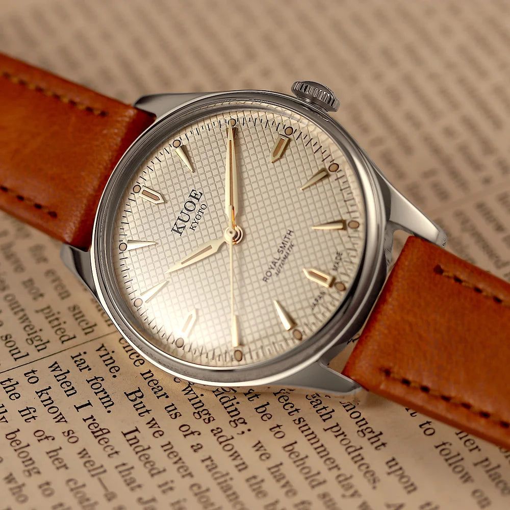 KUOE ROYAL SMITH 90-006 Silver/Stainless Steel - 35 mm - Ivory Dial