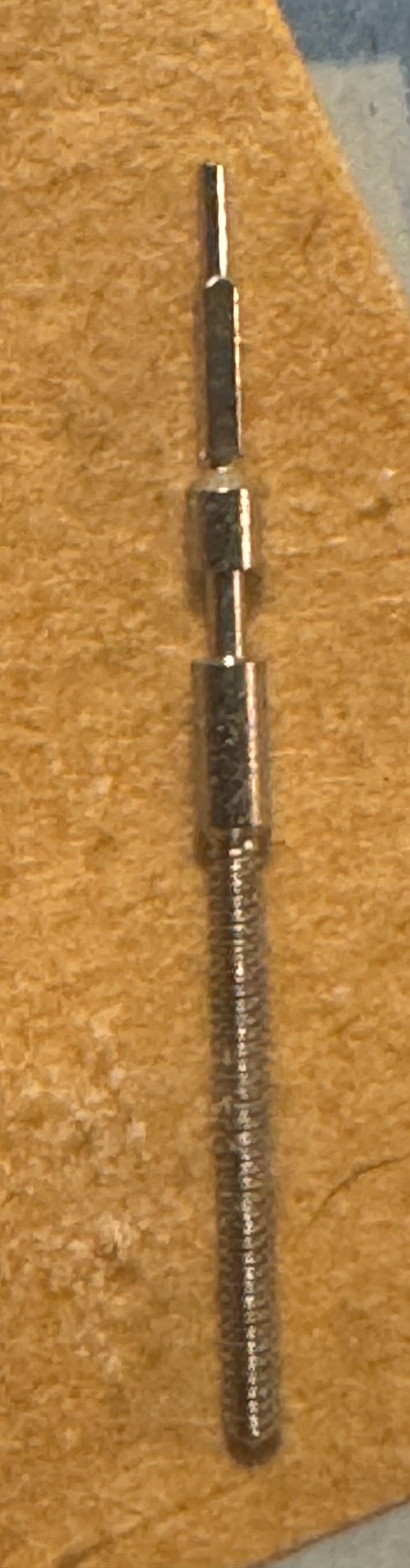 Seiko 351386 – Original winding stem (1 piece) – for calibers 8N45 and 8N46 - NOS