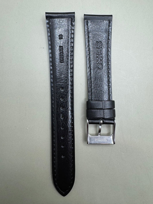 Original Seiko Lederarmband DX59A (18–15 mm) - schwarz mit silberfarbener Dornschließe (JDM)