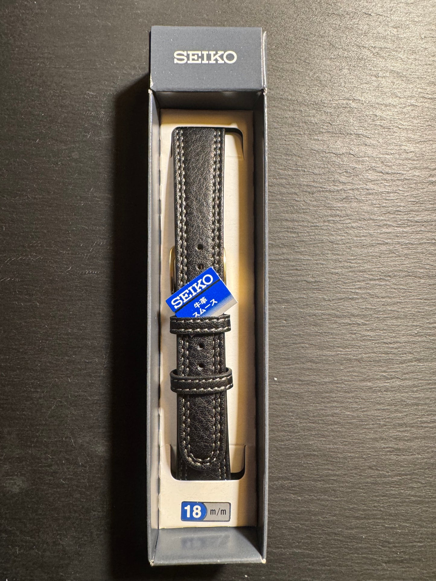 Original Seiko Lederarmband DED7 – 18 mm Schwarz mit goldfarbener Schließe (JDM)