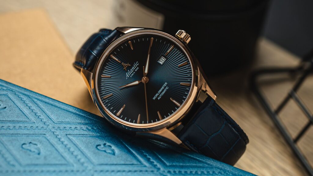 Atlantic Worldmaster 1888 Automatik NE – Roségold/Blau (42 mm)