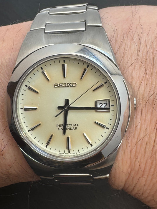 Seiko Perpetual Calendar – Ref. 8F32-0130 (Tropical Dial) - (November 1999)