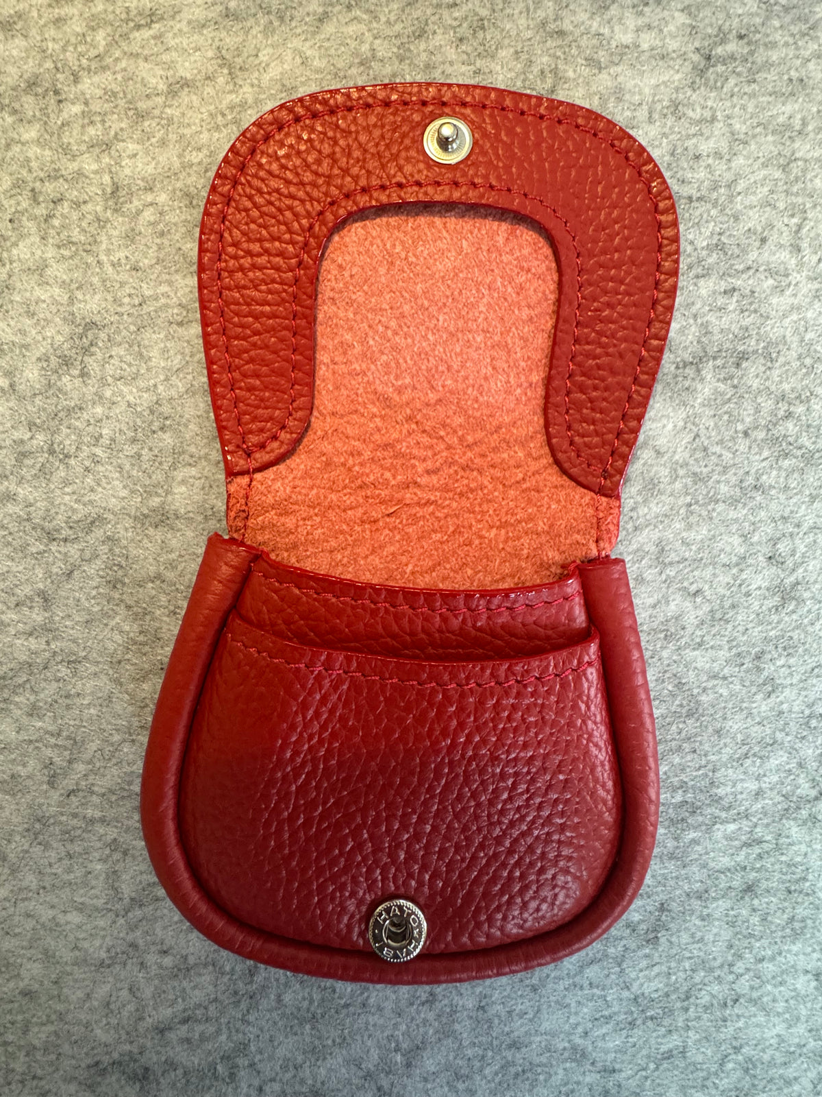 Japanese pocket watch case made from soft cowhide – handcrafted in Fuchū, Japan