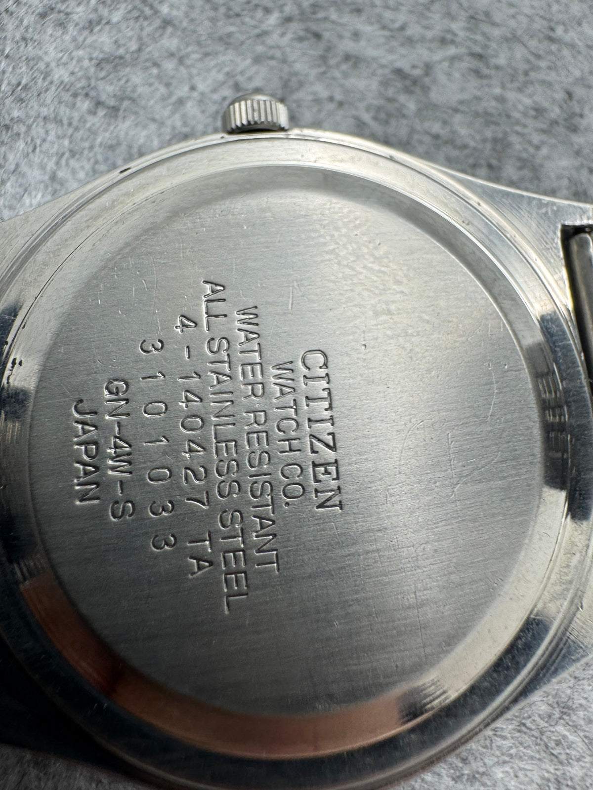 Citizen Seven Star Quartz – October 1983 – All-steel case with wing logo – Ref. 4-140427