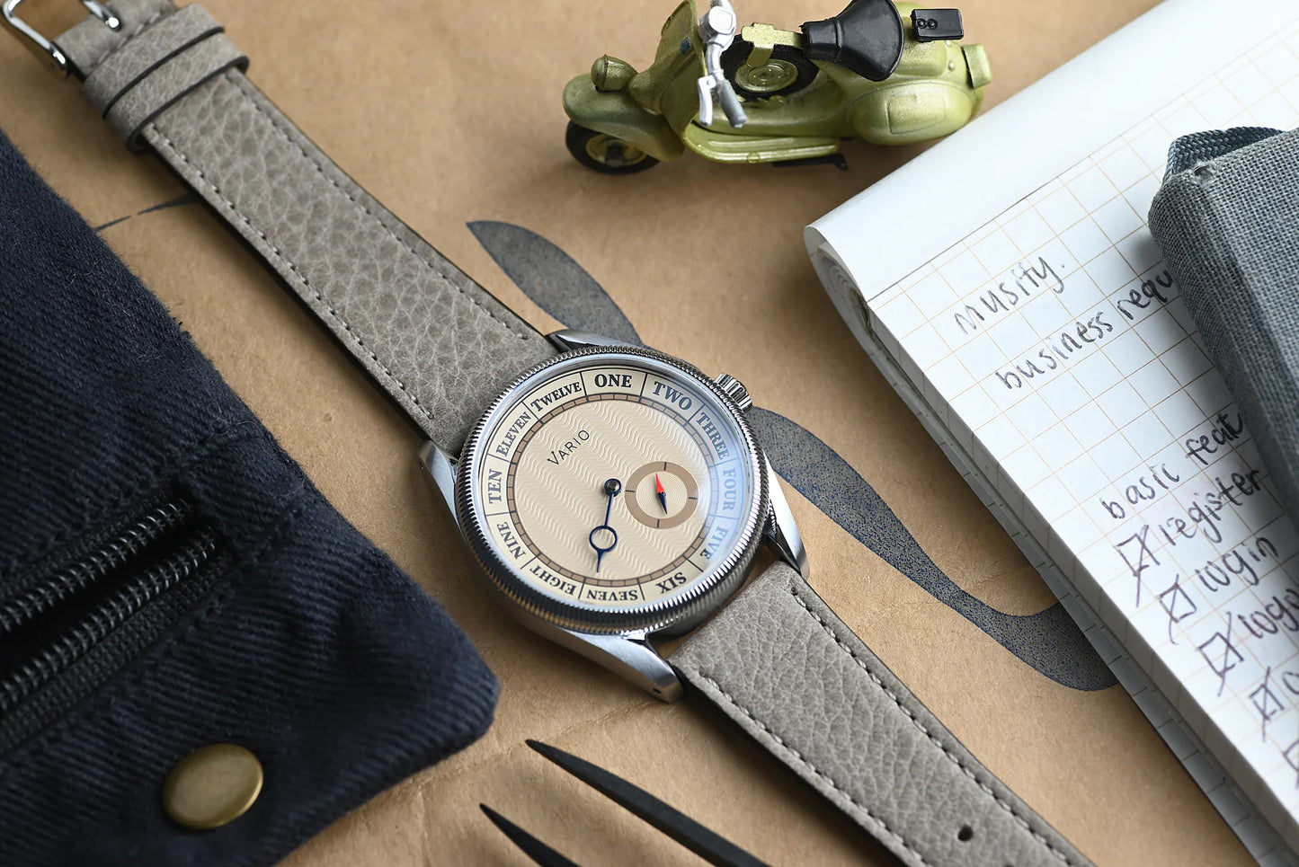 Vario NAVI Single Hand Sand Beige Small Seconds Compass 38 mm