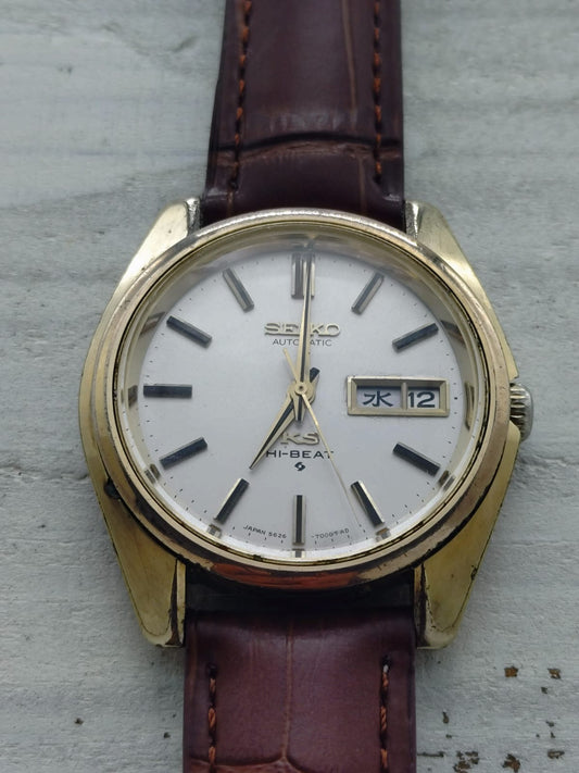 King Seiko Hi-Beat 5626-7000 – Calibre 5626A, Suwa Seikosha – boîtier plaqué or avec médaillon en or – janvier 1969 – récemment révisée