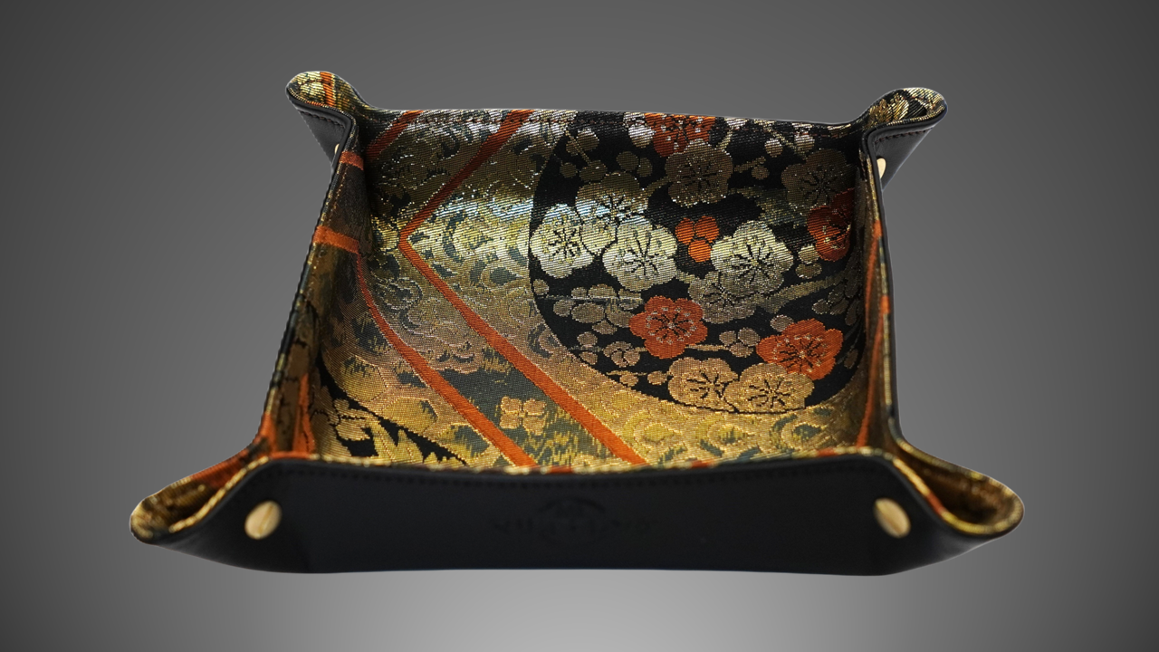 Exclusive watch and jewelry storage – handmade unique pieces made from original Japanese kimono fabrics