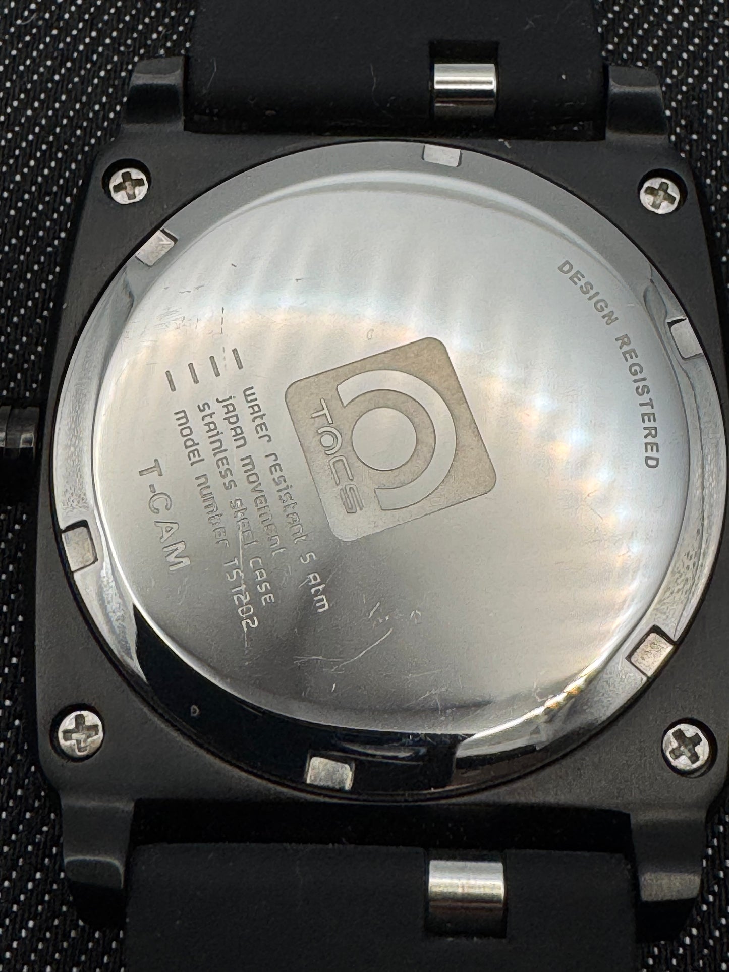 TACS T-Cam Analog Black Dial Watch – Modell TS1202A (JDM)