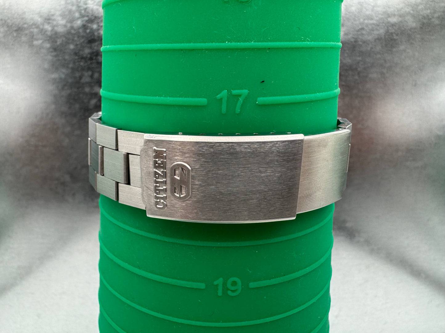 Citizen Cosmotron 7802 – Electronic – Originalarmband (August 1973)