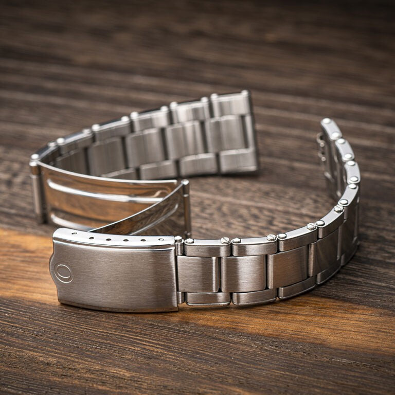 Outline Original Nietenarmband | Rivet Bracelet
