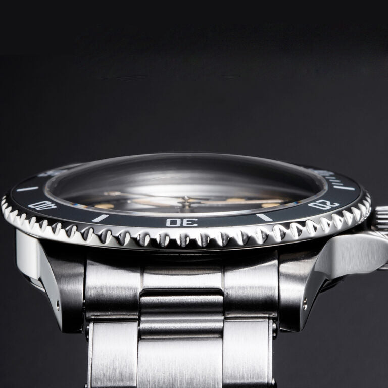 Outline Navy Diver with riveted steel bracelet + crushed denim strap (special set) Limited Edition