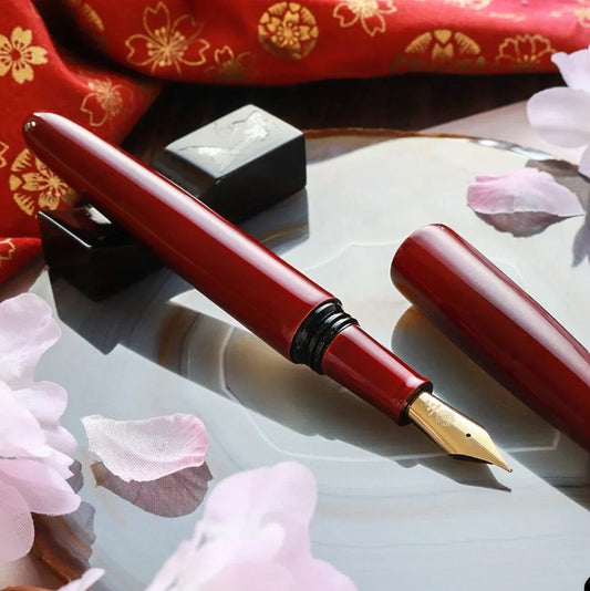 Wancher Dream Pen Aizu Urushi - Tamamushi-nuri - Red