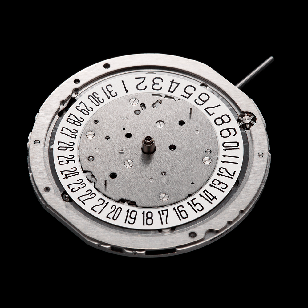 KUOE ROYAL SMITH 90-010 Automatic Reverse-Panda x Grainy Finish Dial x Flat Link Bracelet and Display Back
