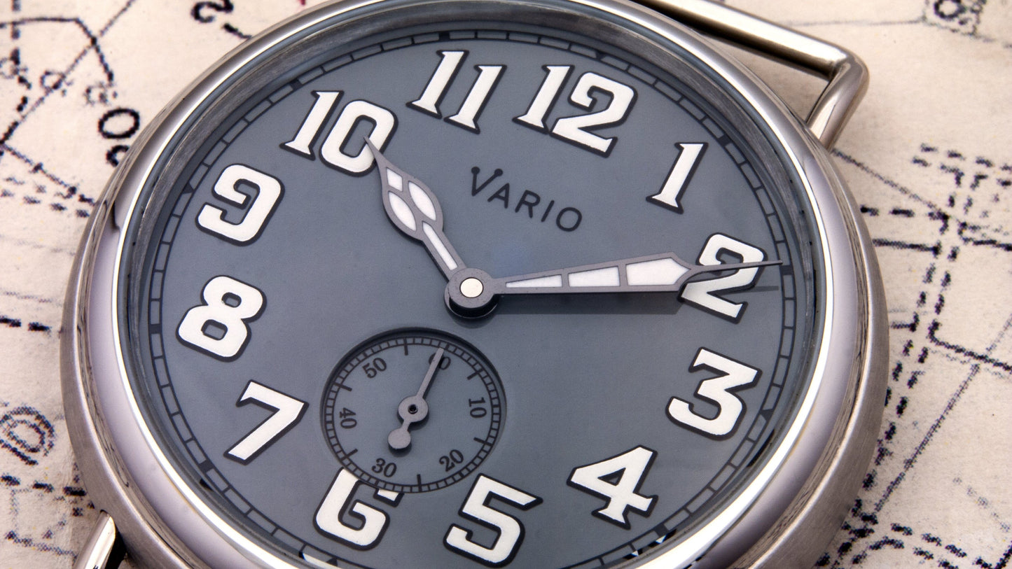 Vario 1918 Trench Gray Dial with White Lume Indigo Blue 37mm