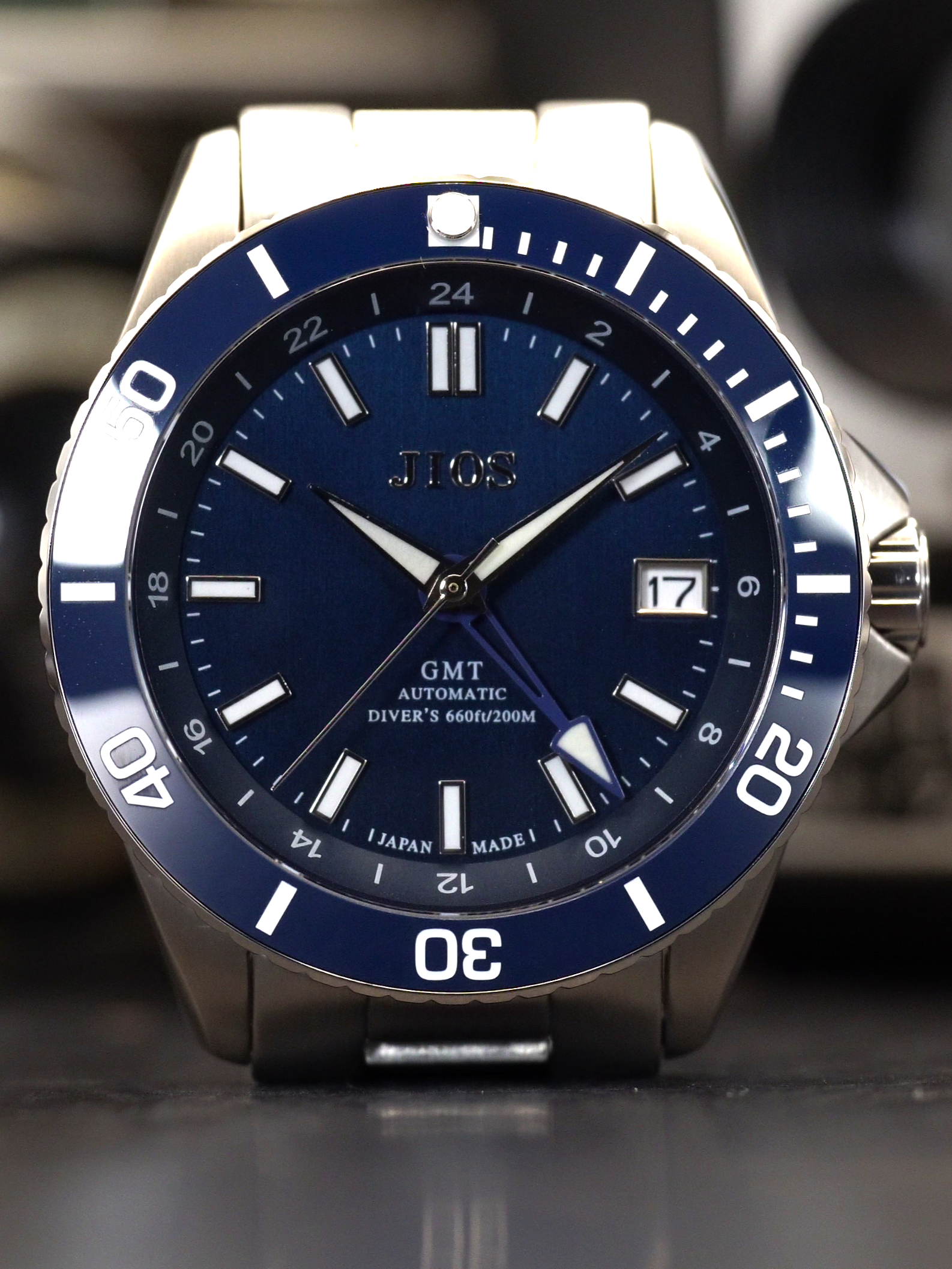JIOS GMT Diver's 104 Navy Blue – Japanese Microbrands - Mario Lenke JIOS GMT Diver's 104 Navy Blue – Japanese Microbrands - Mario Lenke