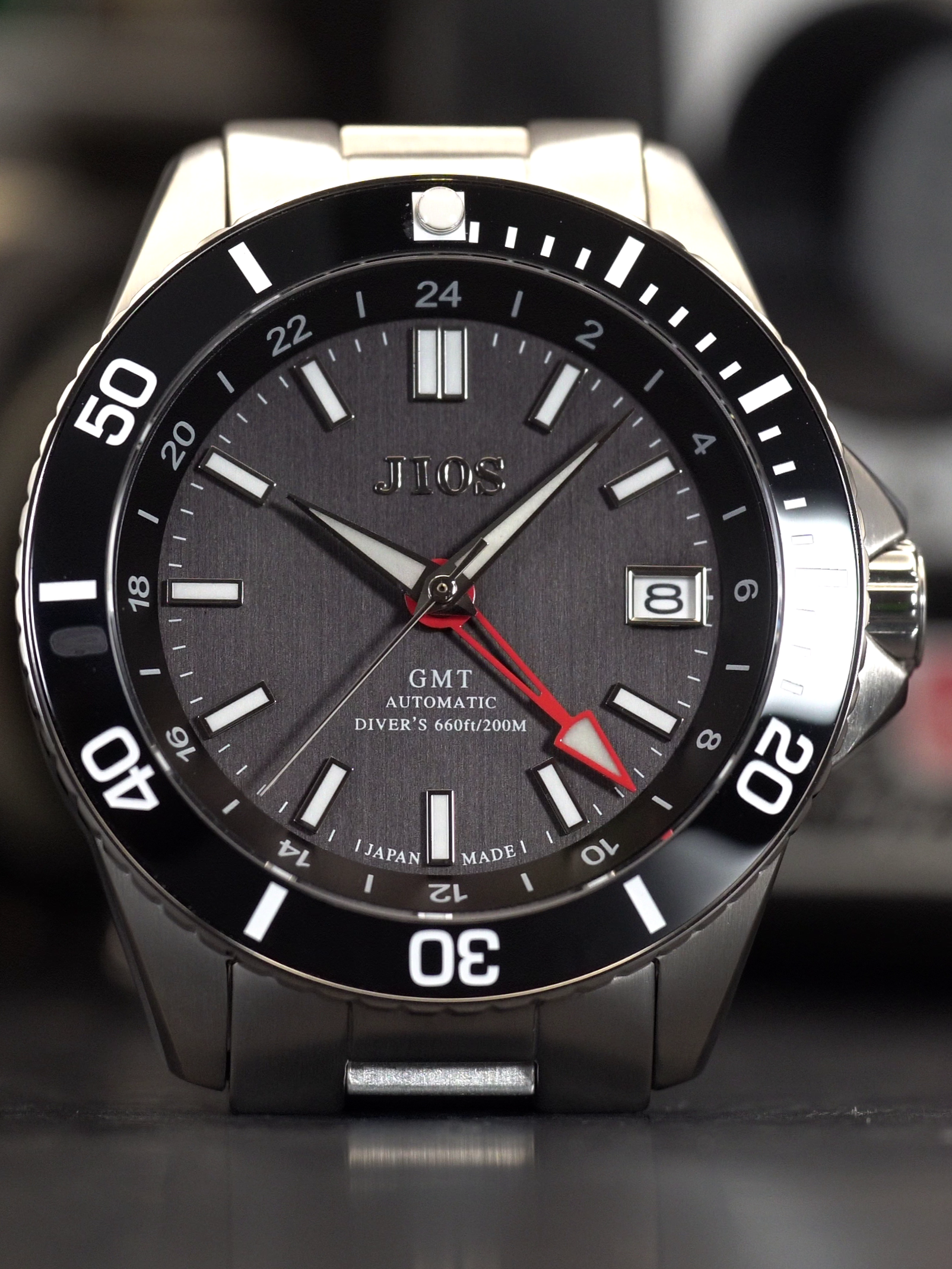 JIOS GMT Diver's 104 black – Japanese Microbrands - Mario Lenke JIOS GMT Diver's 104 black – Japanese Microbrands - Mario Lenke