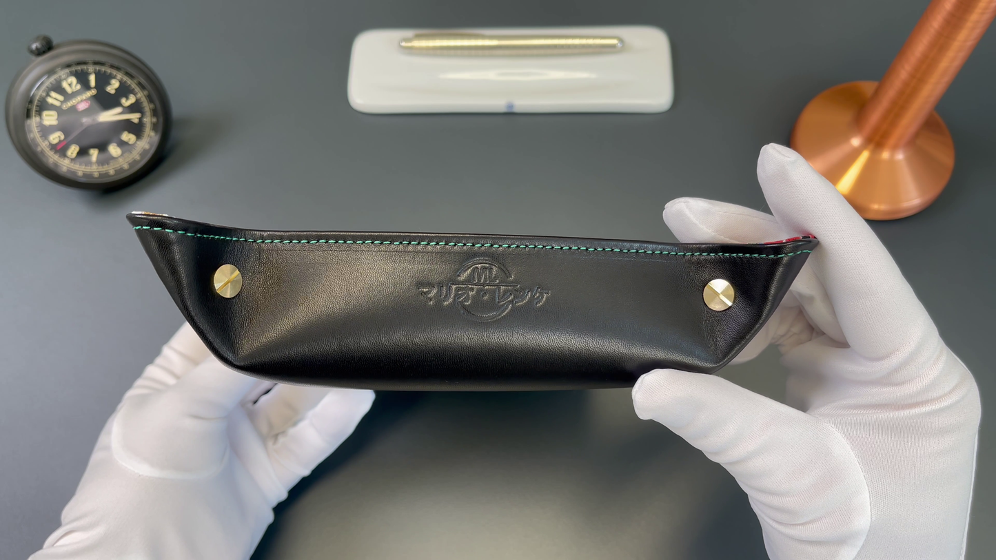 Exclusive watch and jewelry tray – handmade unique pieces, model "Peacock Ookiku with silver Seika", 20 x 20