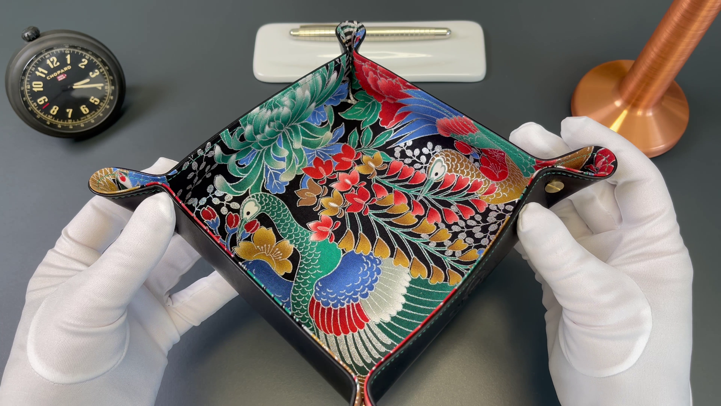 Exclusive watch and jewelry tray – handmade unique pieces, model "Peacock Ookiku with silver Seika", 20 x 20