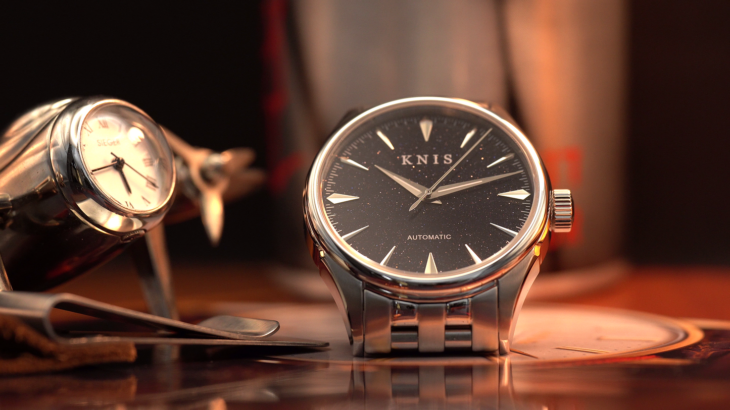 KNIS Automatic Aventurine Silver Dial 38 mm