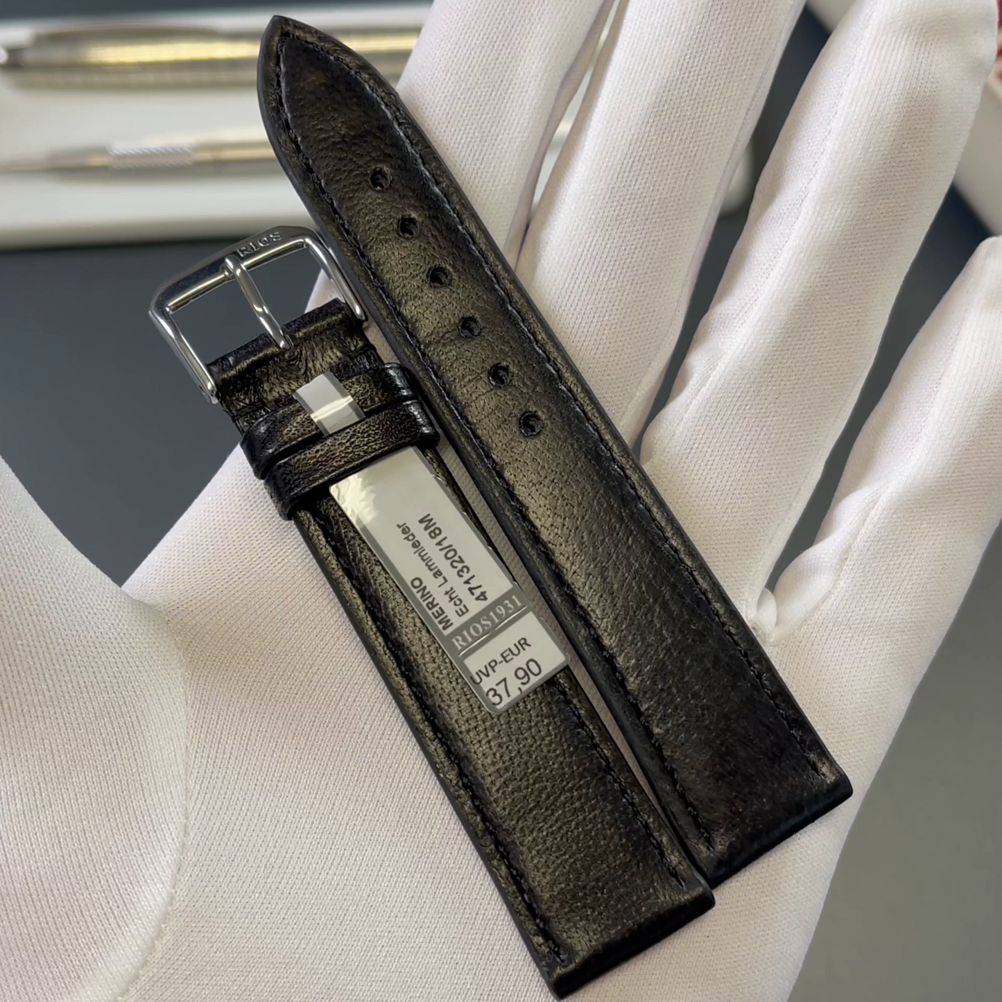 RIOS1931 genuine lambskin leather strap 20mm - black