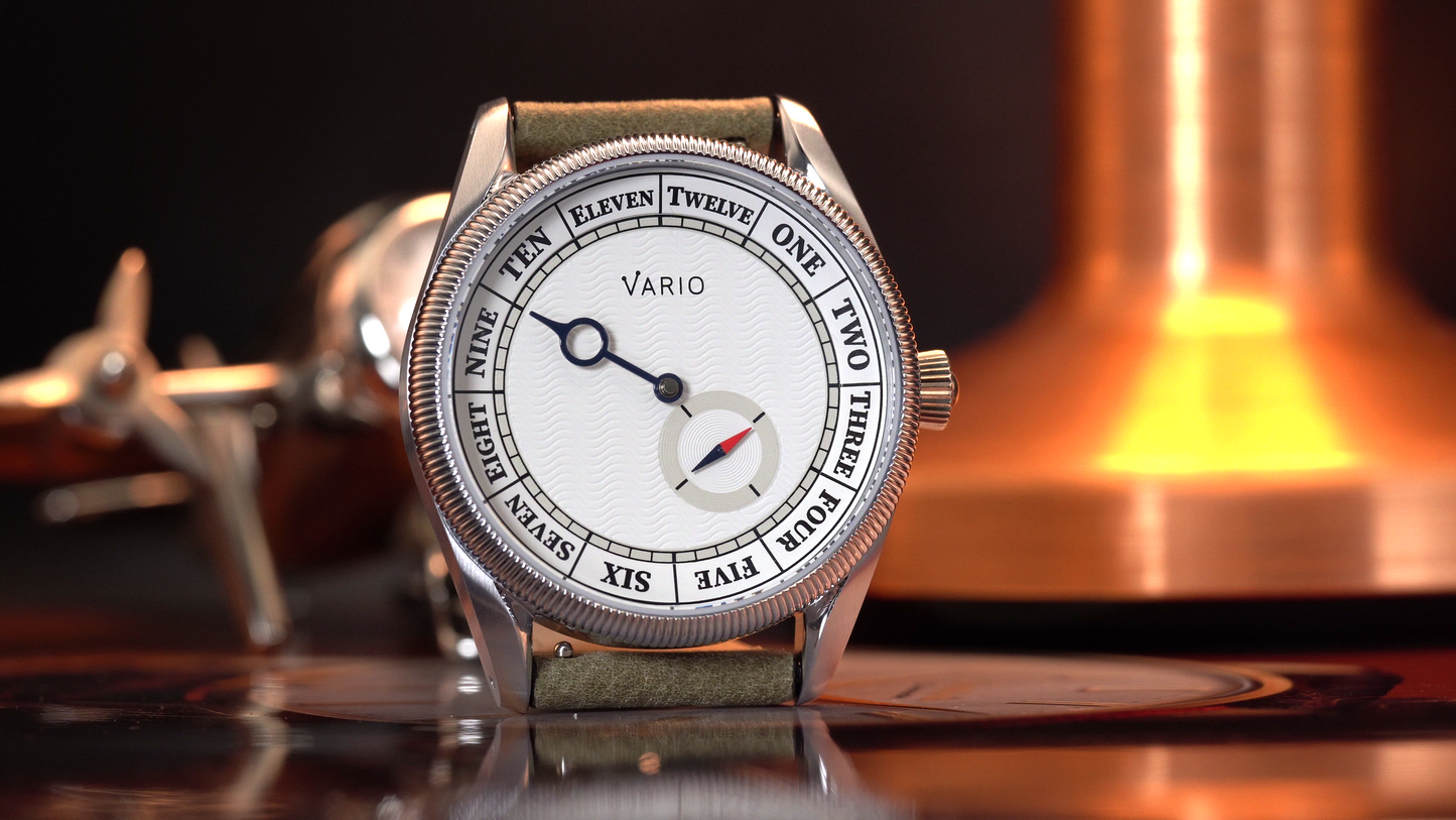 Vario Navi Single Hand Cloud White Small Seconds Compass 38 mm