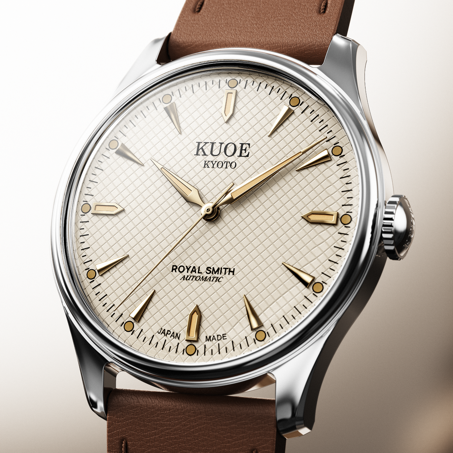 KUOE ROYAL SMITH 90-006 Large Silver Case Ivory Dial - 39 mm