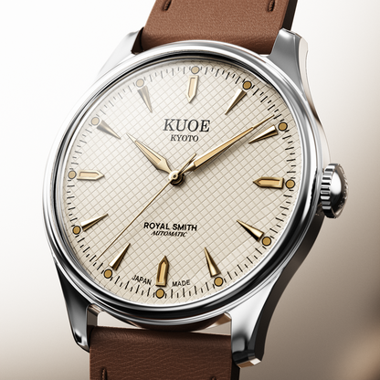 KUOE ROYAL SMITH 90-006 Large Silver Case Ivory Dial - 39 mm