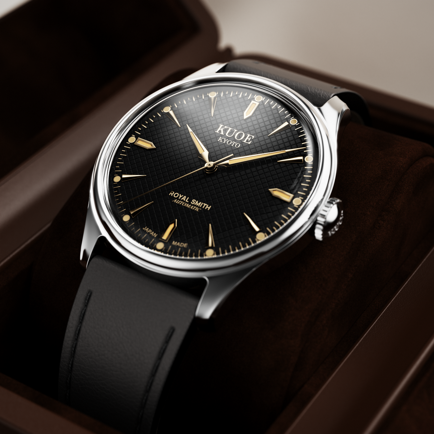 KUOE ROYAL SMITH 90-006 Large Silver Case Black Dial - 39 mm