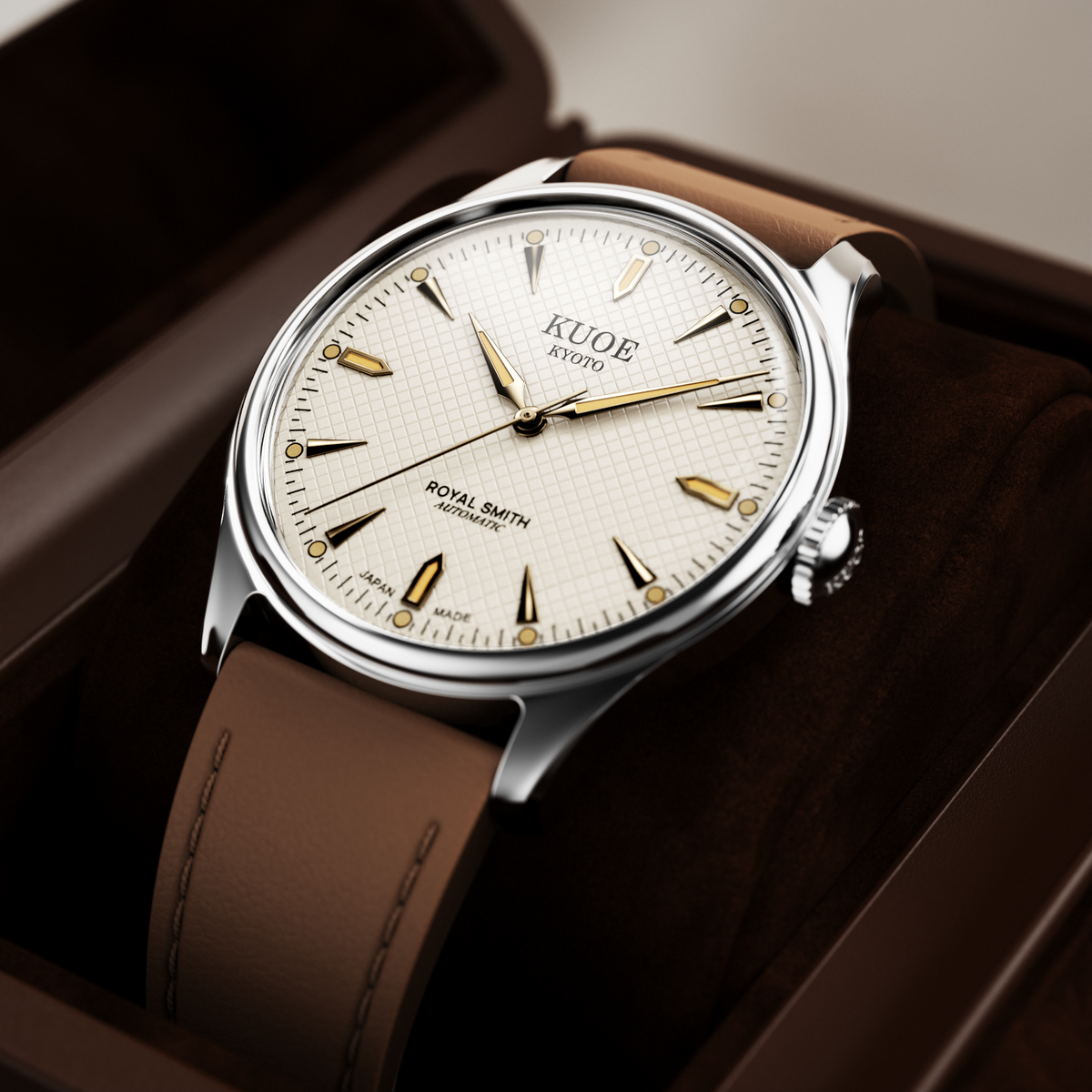 KUOE ROYAL SMITH 90-006 Large Silver Case Ivory Dial - 39 mm