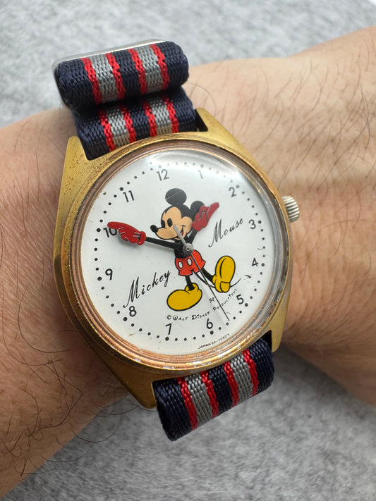 Seiko Tomony Disney Time Mickey Mouse 5000-7000 – Handaufzug – 1970er – Zeiger als Mickeys Arme