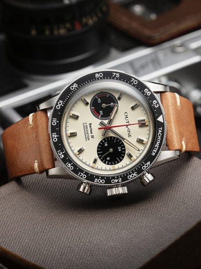 OUTLINE Chronographe à 2 compteurs Série IV « Panda »