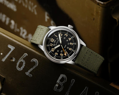 Outline Military Typ 1950 - Black - 24H