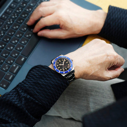 Outline GMT-1960 (Blueberry) Limited Edition