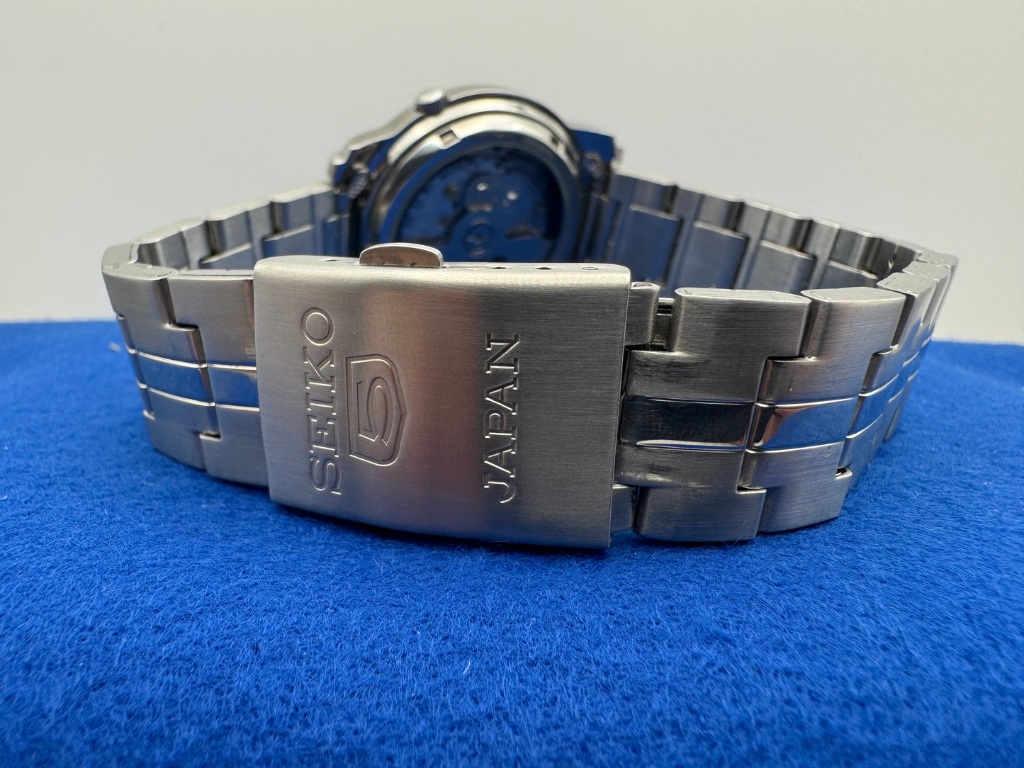 Seiko 5 Automatic (Ref. 7S26-10V2) – Black Dial (October 2011)