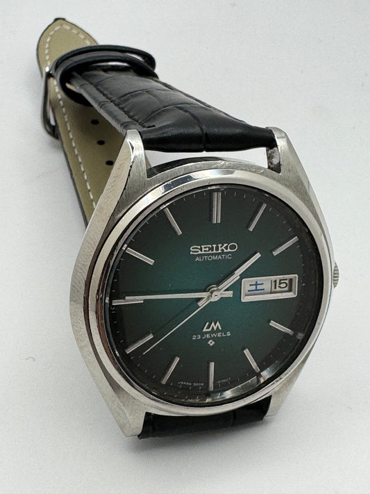 Seiko Lord Matic 5606-8050 – Calibre 5606A, 23 rubis – cadran dégradé vert – montre commémorative du jubilé de service du groupe Mitsui, novembre 1974 – fraîchement révisée