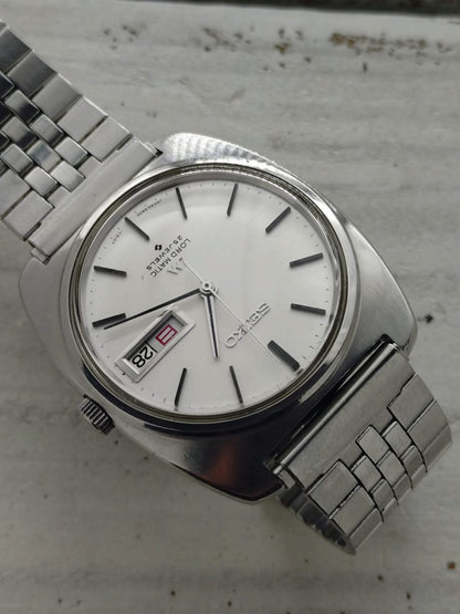 Seiko Lord Matic 5606-7130 – Caliber 5606, 25 jewels, Suwa Seikosha – Linen dial, monocoque case – July 1970 – freshly serviced