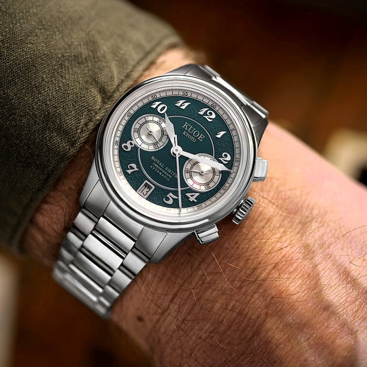 KUOE OLD SMITH 90-012 Automatik-Chronograph 37 mm - grünes Zifferblatt