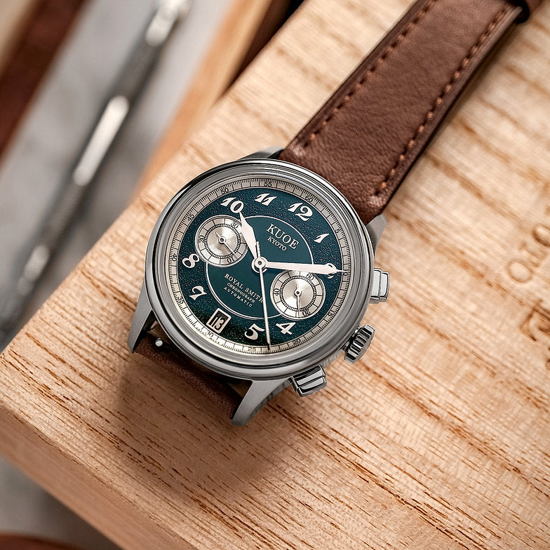 KUOE OLD SMITH 90-012 Automatik-Chronograph 37 mm - grünes Zifferblatt