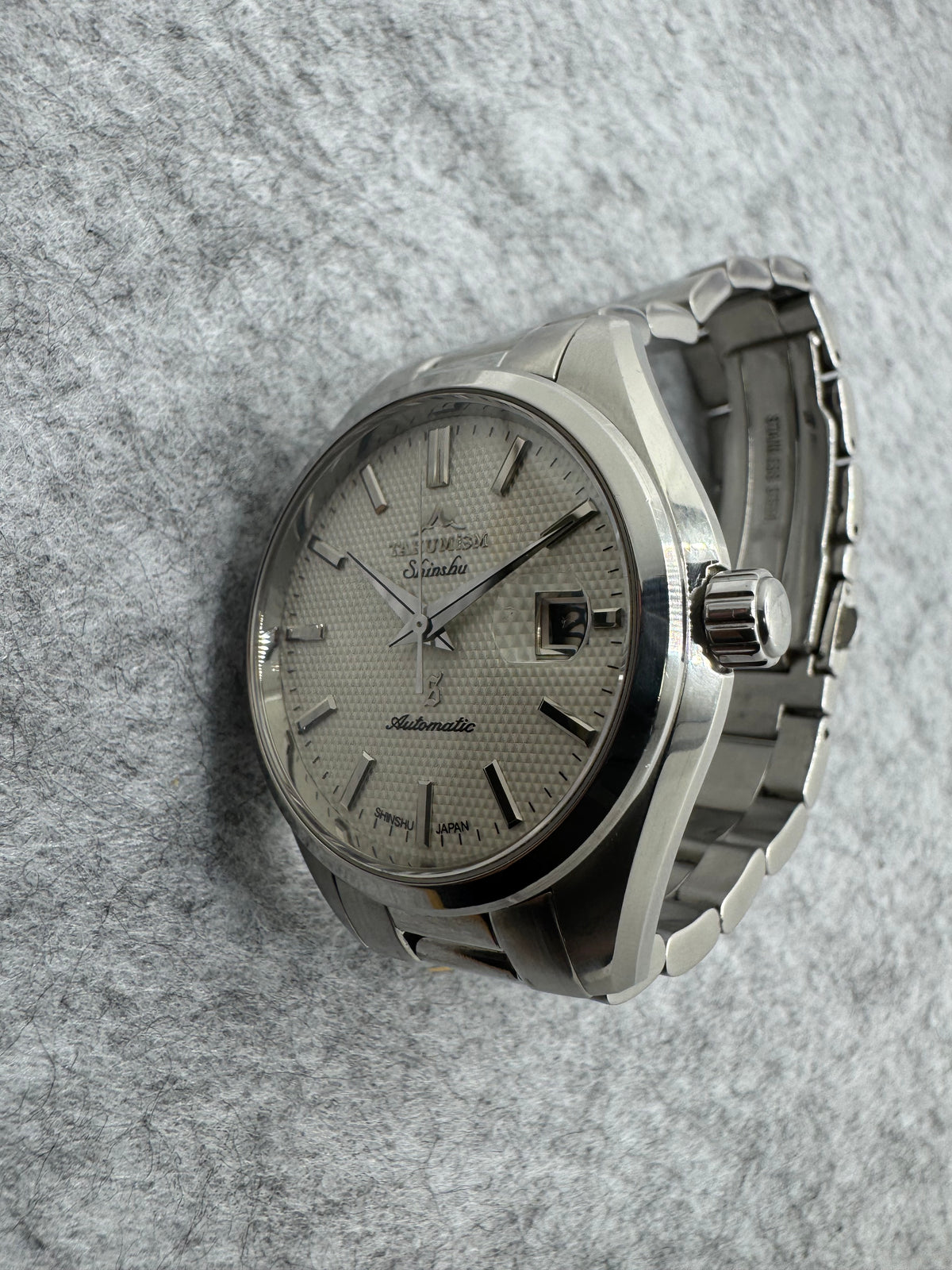 Rarity: TAKUMiSM Shinshu TEC0100W – No. 145 of 150 – built by Japanese master watchmakers – practically unobtainable in Europe