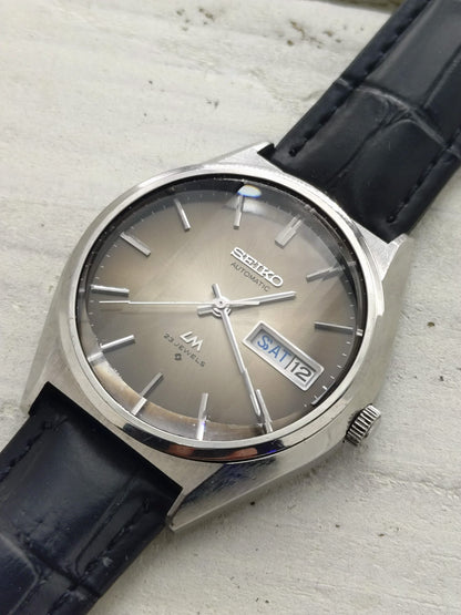 Seiko Lord Matic 5606-8130 – Rauch-Verlaufszifferblatt & Facettenglas – 23 Jewels, um 1975