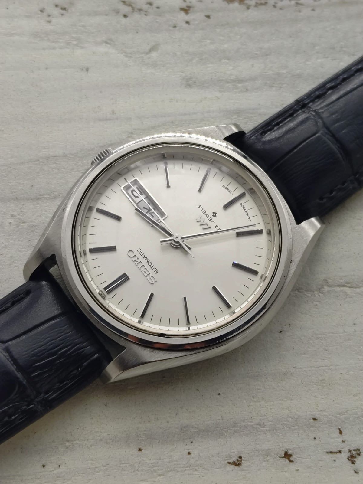 Seiko Lord Matic 5606-7072 – Caliber 5606A, 23 jewels, Suwa Seikosha – matte silver dial – January 1974 – freshly serviced