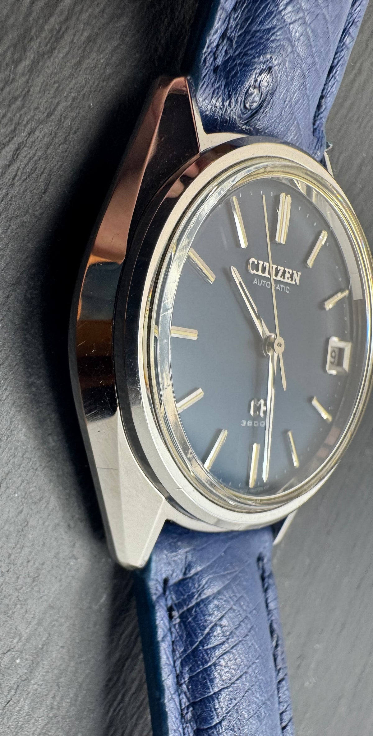 Rarity: Citizen Highness 36000 – Ref. 4-740203 Y – Caliber 7430, 36,000 bph automatic, chronometer quality – blue dial – October 1971 – freshly serviced