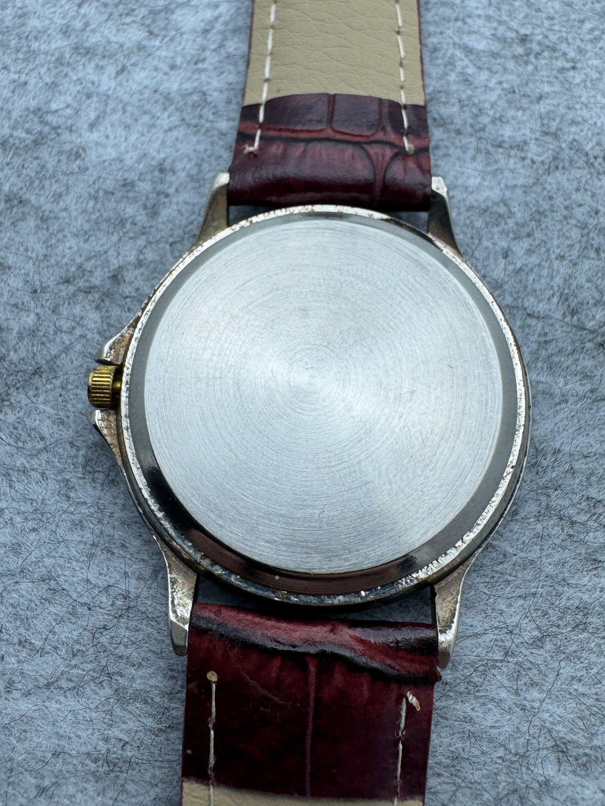 Giulio Valentino Quartz (JDM) – Flat Two-Tone Dress Watch, 34.7 mm – Only 7.2 mm High