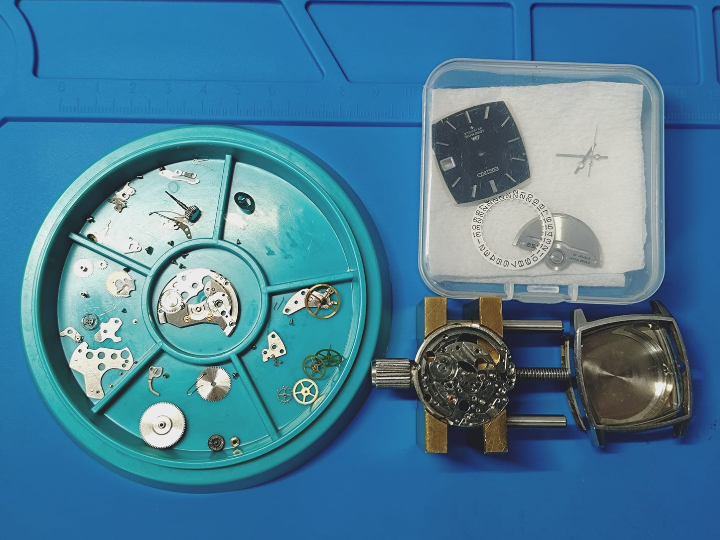 Seiko Lord Matic 5605-5000 – Graues Leinen-Zifferblatt & Original-Stahlband – 25 Jewels, Dezember 1969