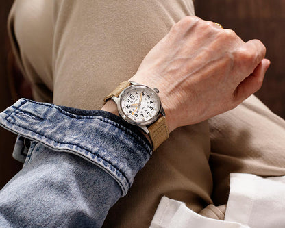Outline Military Typ 1950 - White - 24H