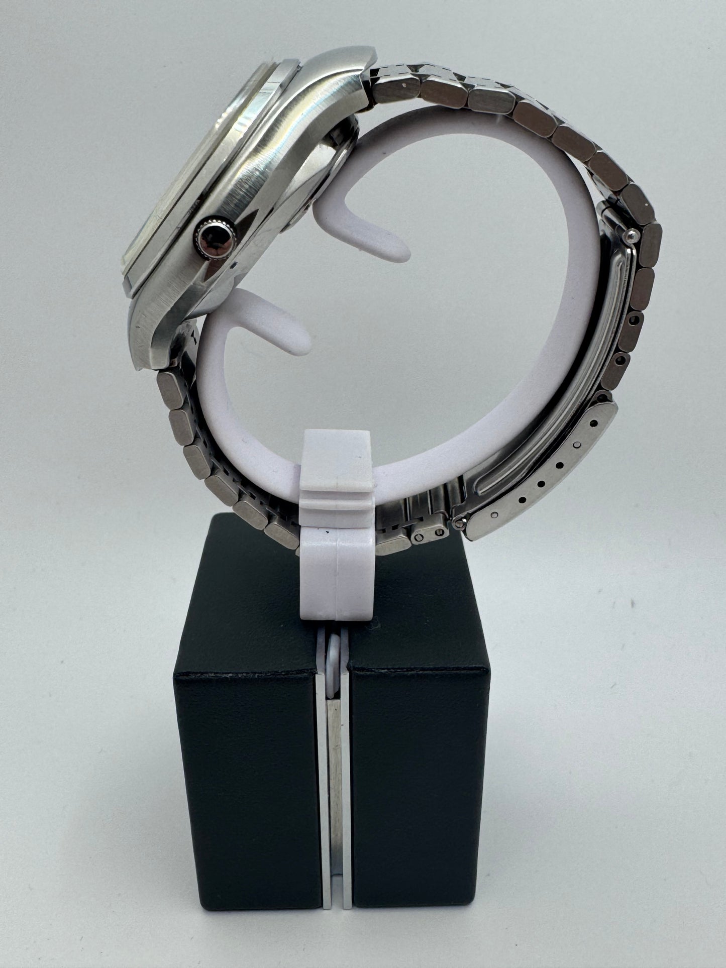Seiko V.F.A. Quartz – Referenz 3823-7000 – High-End-Quarzuhr der frühen Quarzrevolution (April 1973)