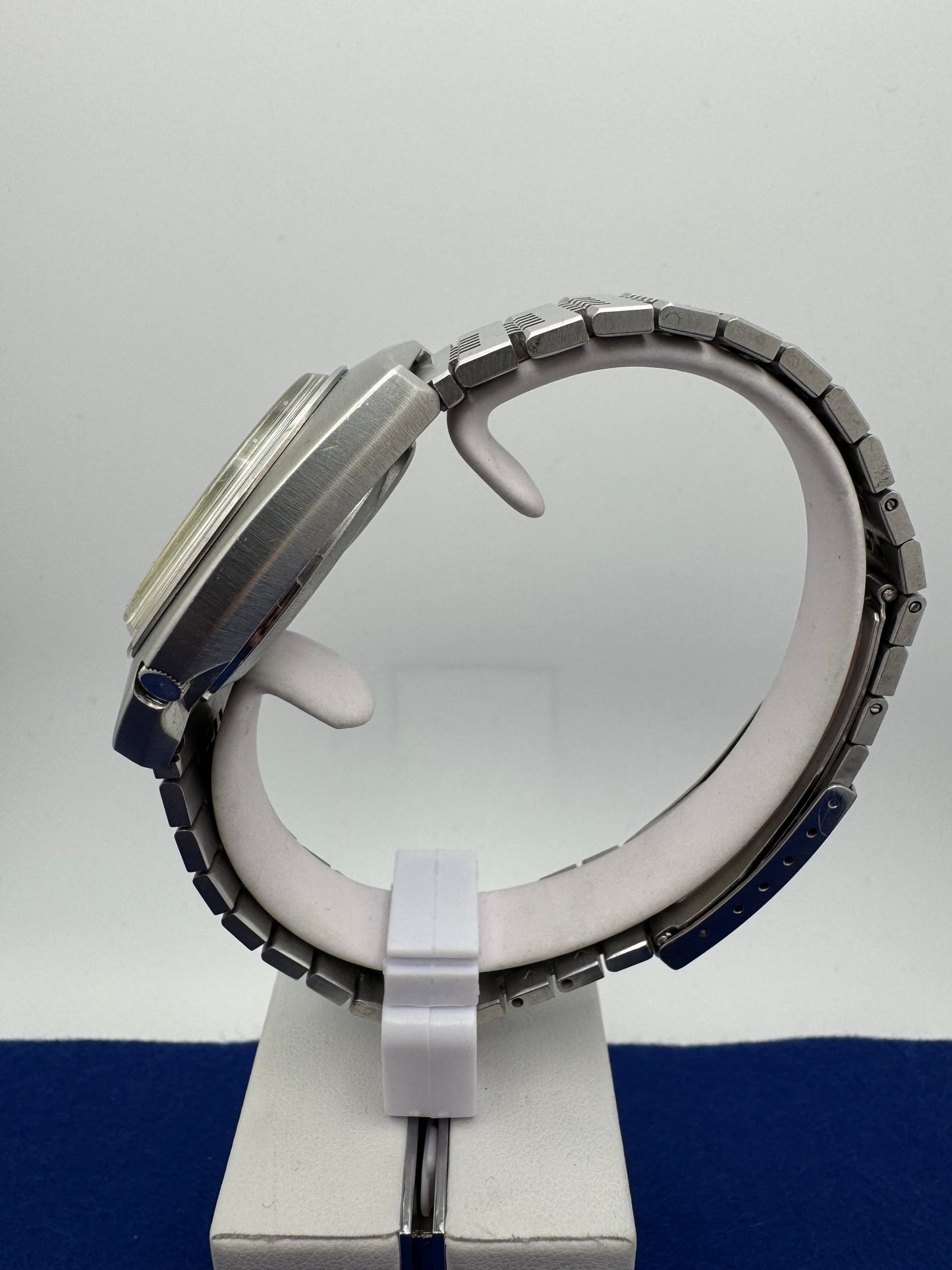 Seiko Electronic EL-370     Ref. 3702-7000 - (November 1970)