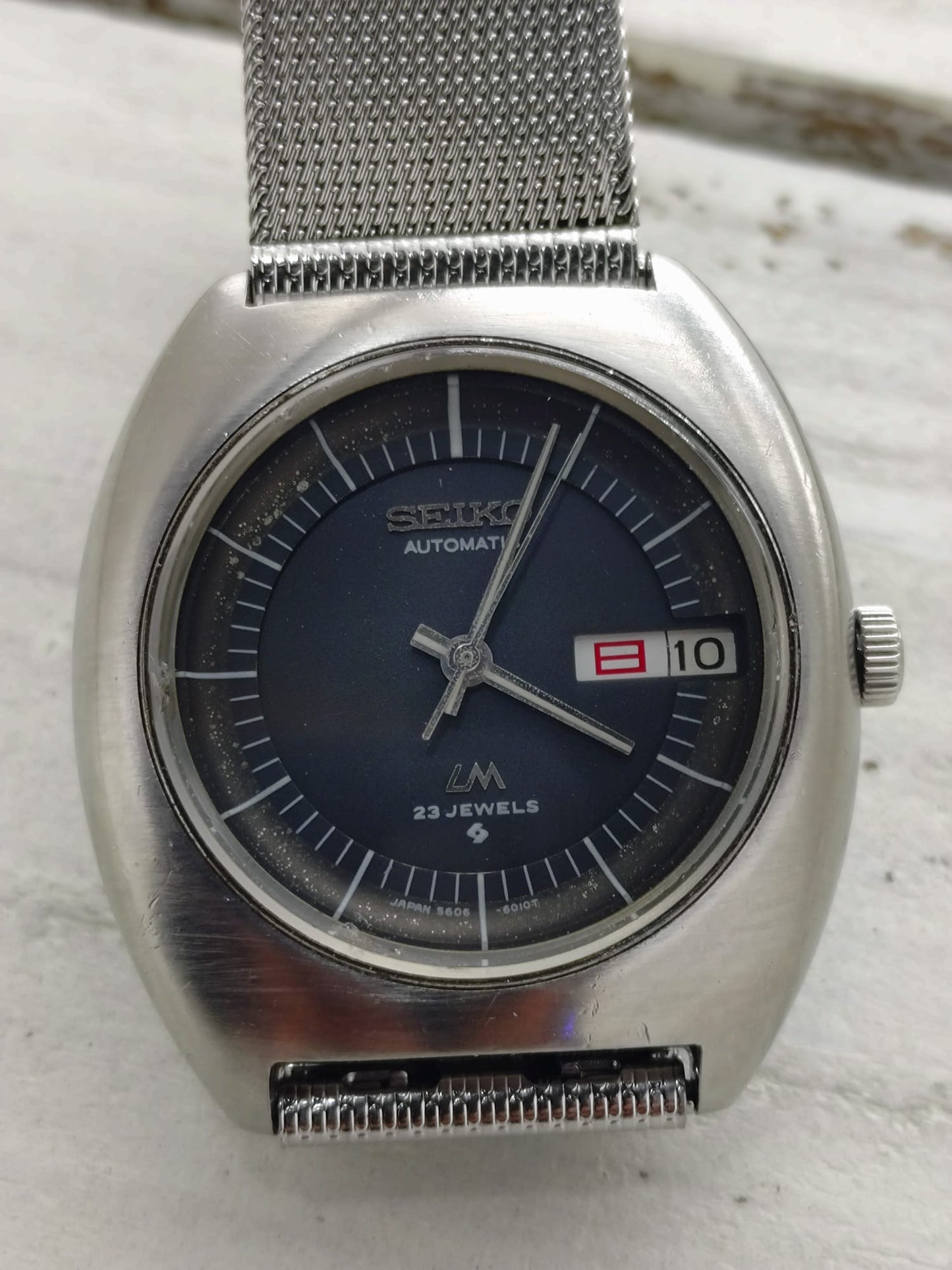 Seiko Lord Matic 5606-6000 – Aug. 1972 – schwarzes Dial, Day-Date, revidiert