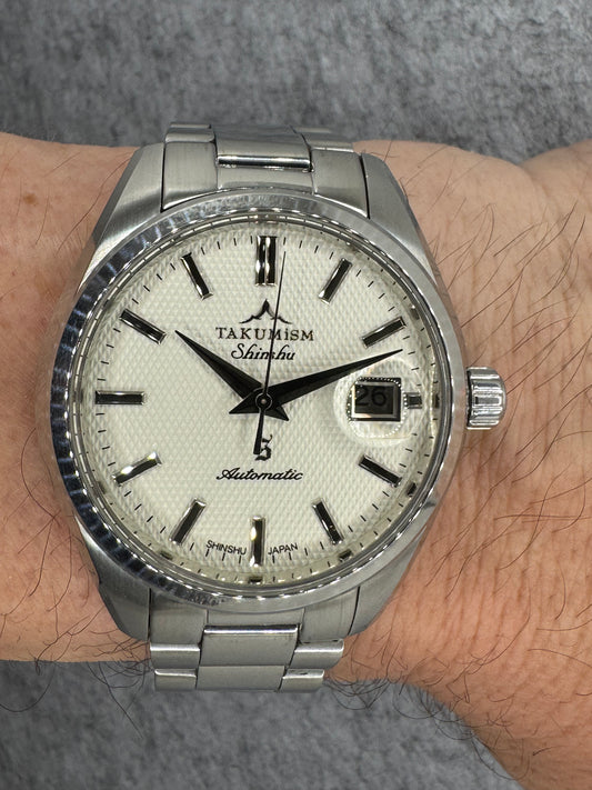 Rarity: TAKUMiSM Shinshu TEC0100W – No. 145 of 150 – built by Japanese master watchmakers – practically unobtainable in Europe